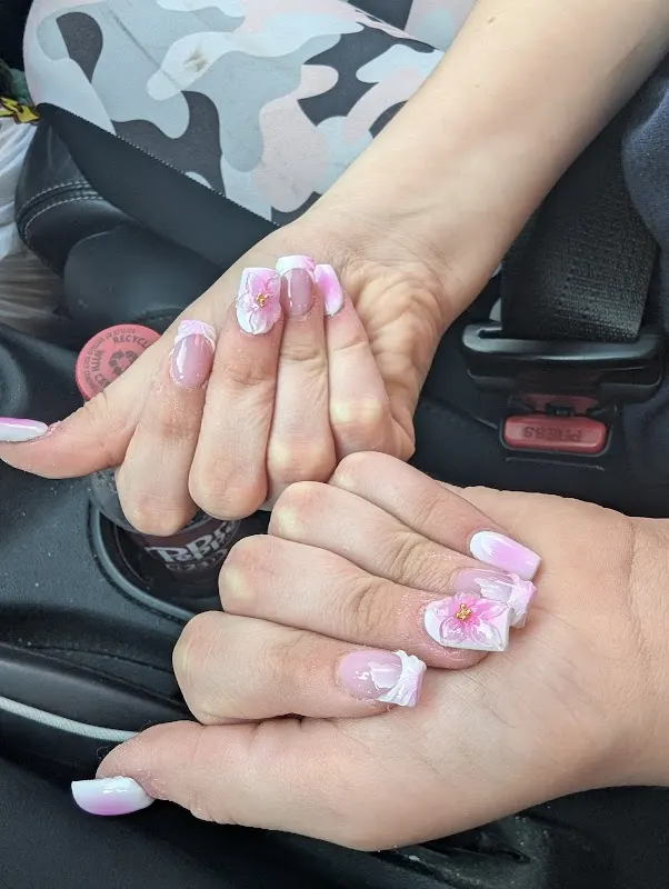 Touch & Glow Nails Spa — Nail salon in Hoover